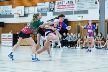 Bild 247 - wBJ HSG Horst/Kieb - HSG Kremperheide/Muensterdorf : Ergebnis: 24:18
